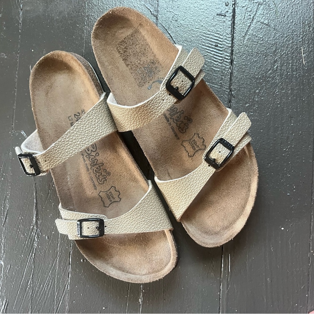 Birkenstock Tan Sandals with Adjustable Straps